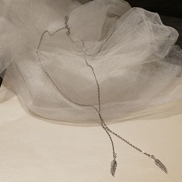 Minimalist, Silver Feather "Y" Necklace! - Picture 3 of 9